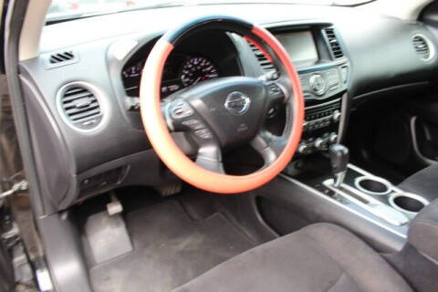 2013 Nissan Pathfinder SV