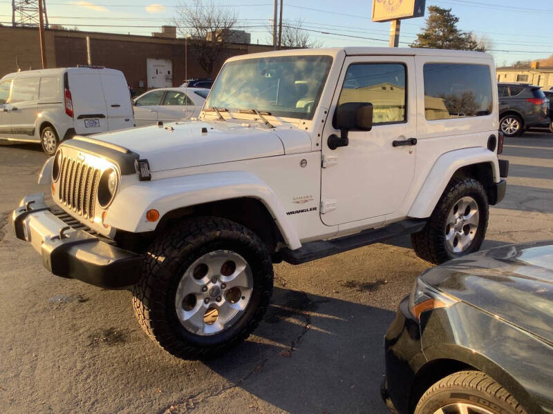 2013 Jeep Wrangler Sahara