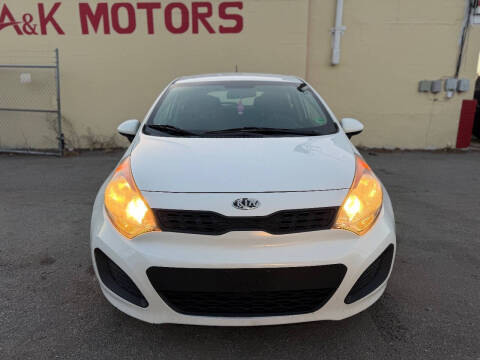 2013 Kia Rio 5-Door LX