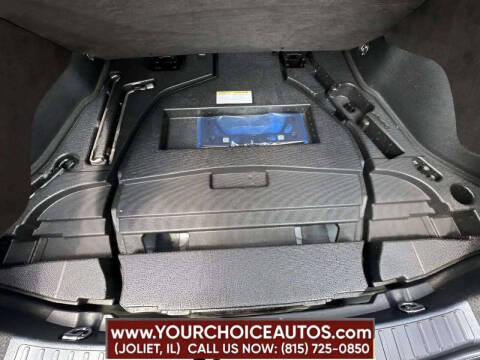 2022 Toyota Prius LE