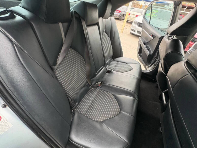 2019 Toyota Camry Hybrid