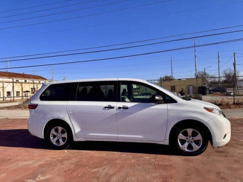 2017 Toyota Sienna L 7-Passenger