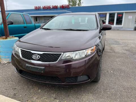 2011 Kia Forte for sale at RIDE NOW AUTO SALES INC in Medina OH