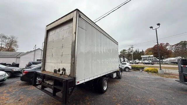 2018 Peterbilt 220