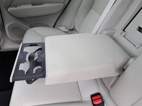 2024 Volvo XC60 B5 Core Dark Theme