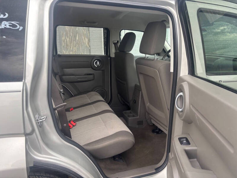 2009 Dodge Nitro SE