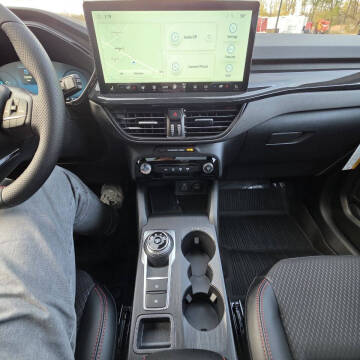 2026 Ford Escape Hybrid ST-Line Select