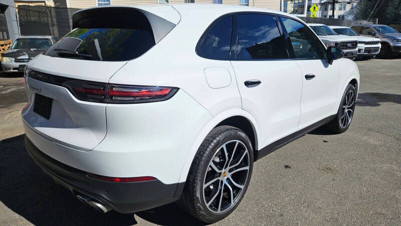 2019 Porsche Cayenne S