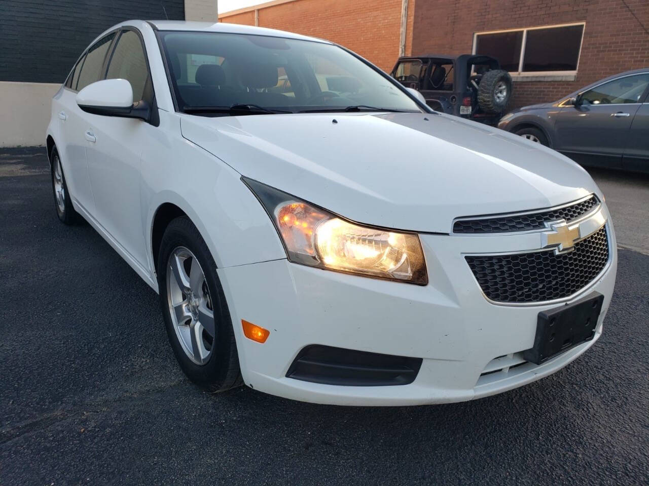 2014 Chevrolet Cruze for sale at Sarenco Auto Inc in Dallas, TX