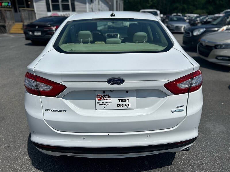 2015 Ford Fusion SE