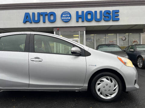 2014 Toyota Prius c Two