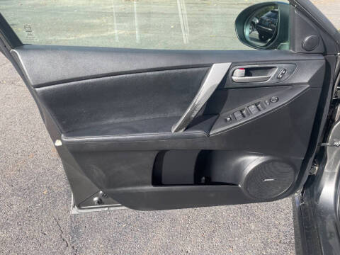 2011 Mazda MAZDA3 s Grand Touring