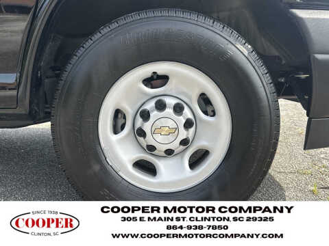 2025 Chevrolet Express LS 3500