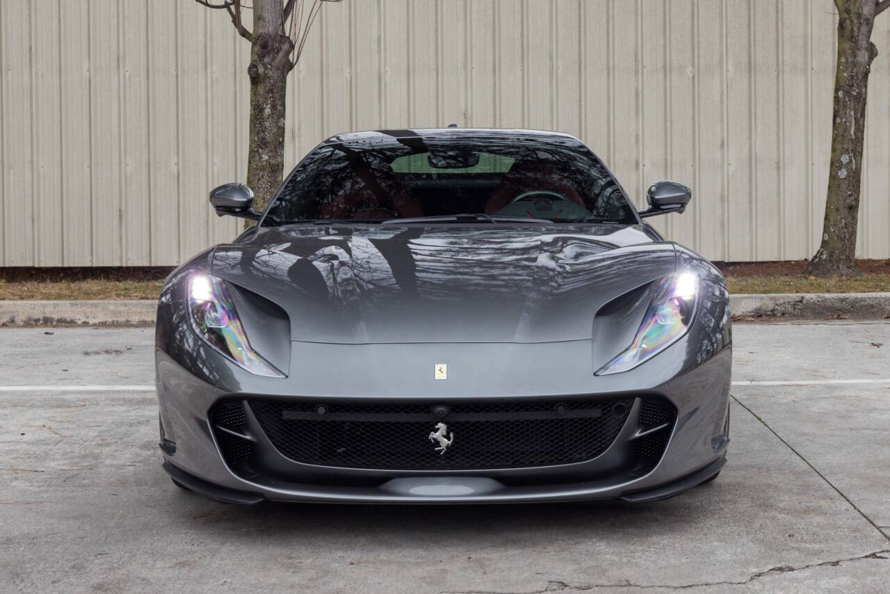 2020 Ferrari 812 Superfast 5