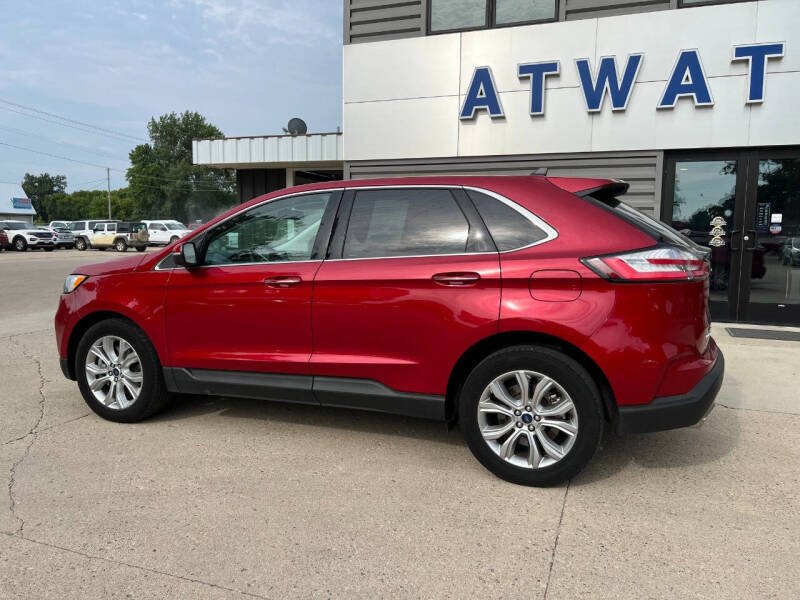 2022 Ford Edge Titanium