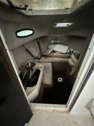 2003 Wellcraft 240 Coastal