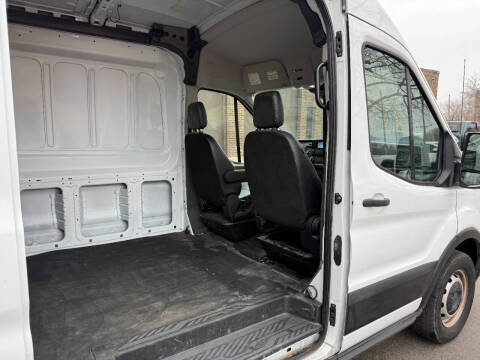 2023 Ford Transit 250