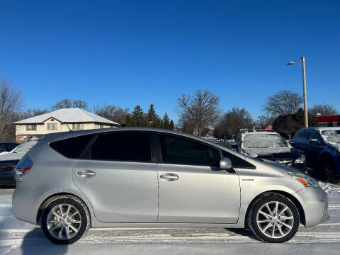2012 Toyota Prius v Five