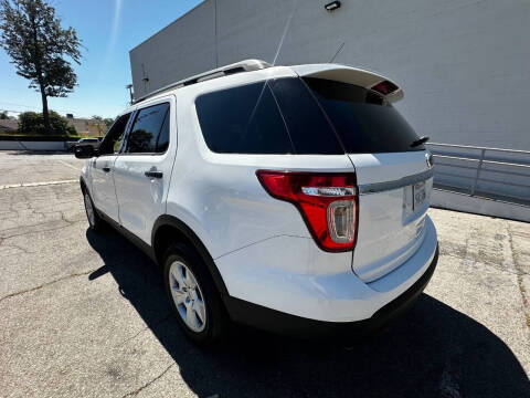 2014 Ford Explorer