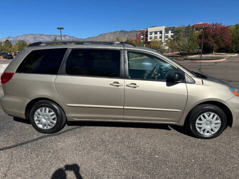 2009 Toyota Sienna LE 8-Passenger