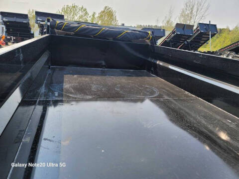 2024 Sure-Trac ST8212DD-B-120