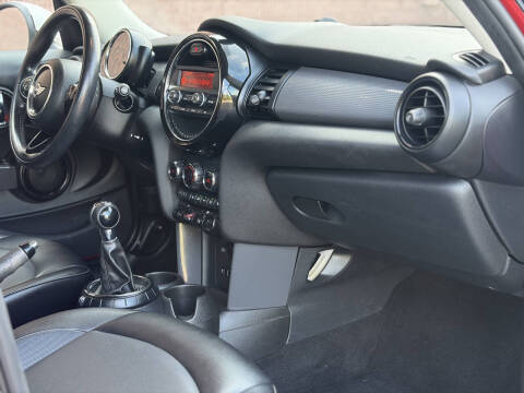 2016 MINI Hardtop 4 Door Cooper