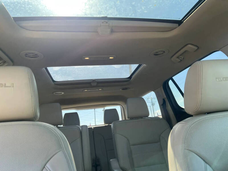 2017 GMC Acadia Denali