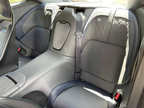 2024 Aston Martin DB12 V8