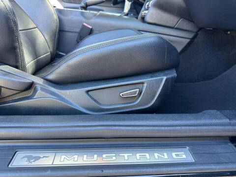 2017 Ford Mustang EcoBoost Premium