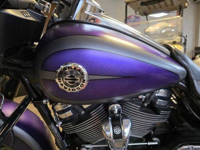 2017 Harley-Davidson FLHXS SG Spec