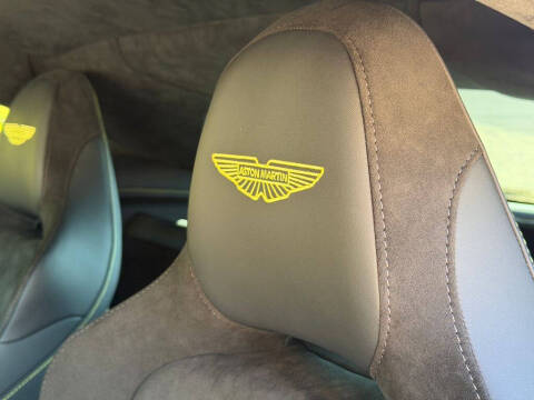 2025 Aston Martin Vantage