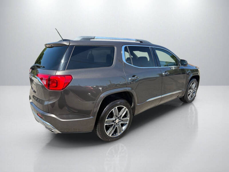 2019 GMC Acadia Denali