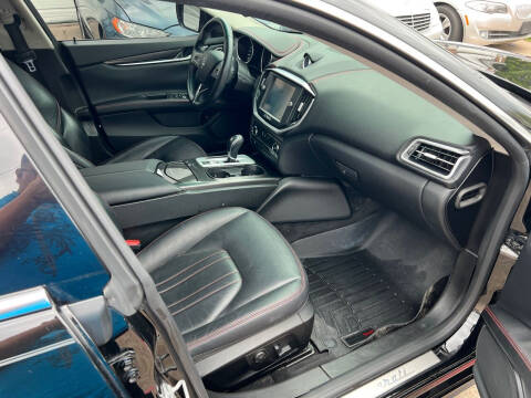 2016 Maserati Ghibli