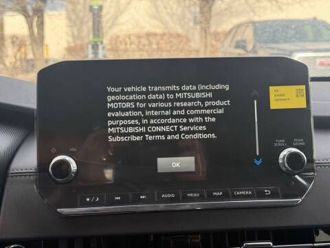 2025 Mitsubishi Outlander PHEV SE