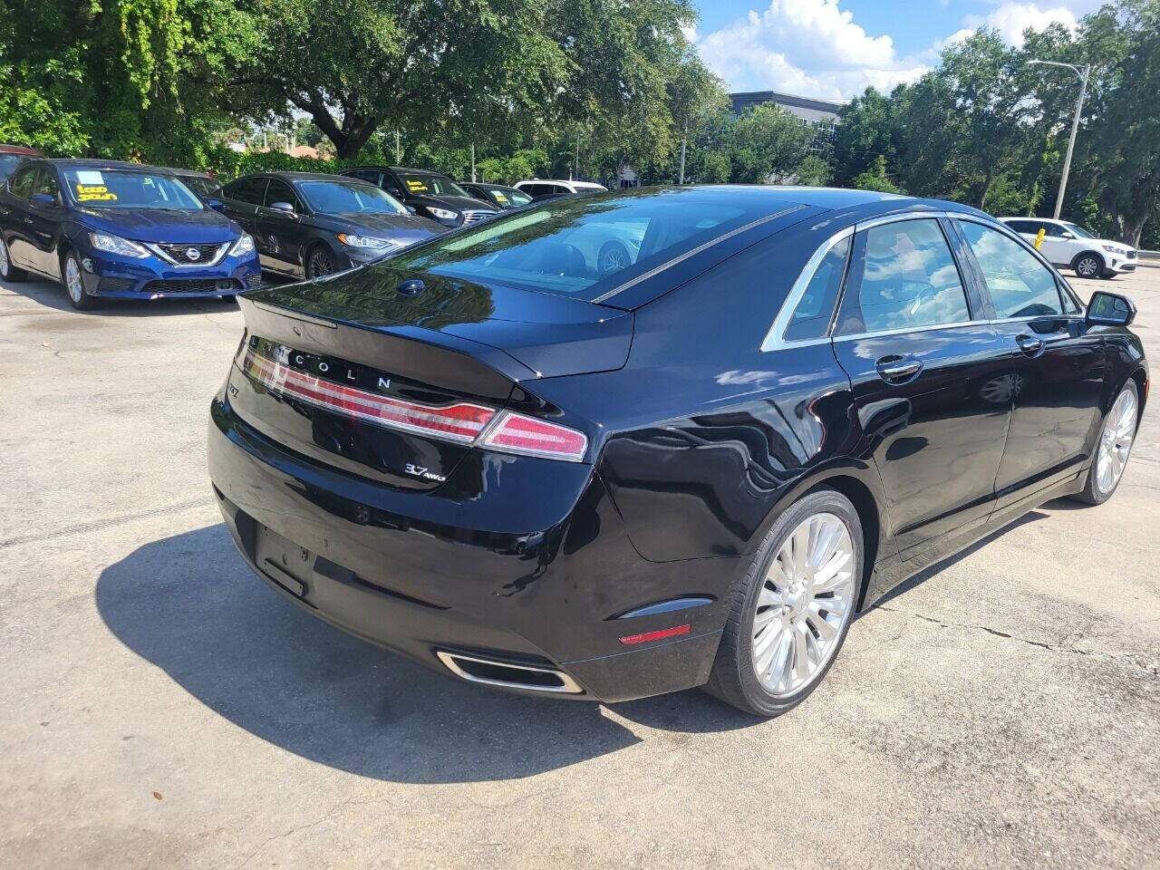 2016 Lincoln MKZ for sale at FAMILY AUTO BROKERS in Longwood, FL