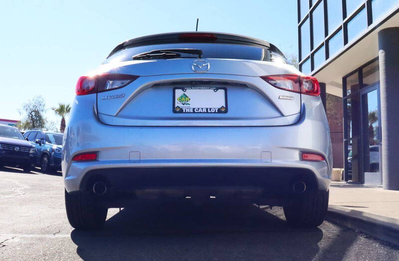 2018 Mazda MAZDA3 Touring