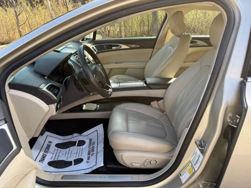 2017 Lincoln MKZ Select