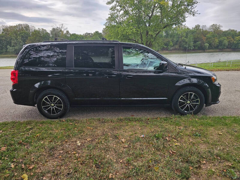 Used 2019 Dodge Grand Caravan GT with VIN 2C4RDGEG8KR513760 for sale in Terre Haute, IN