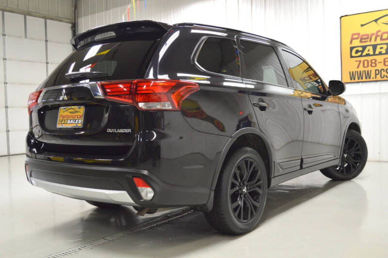 2018 Mitsubishi Outlander LE