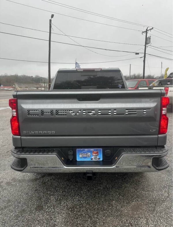 2020 Chevrolet Silverado 1500 LT photo 5