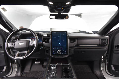 2024 Ford Expedition Platinum
