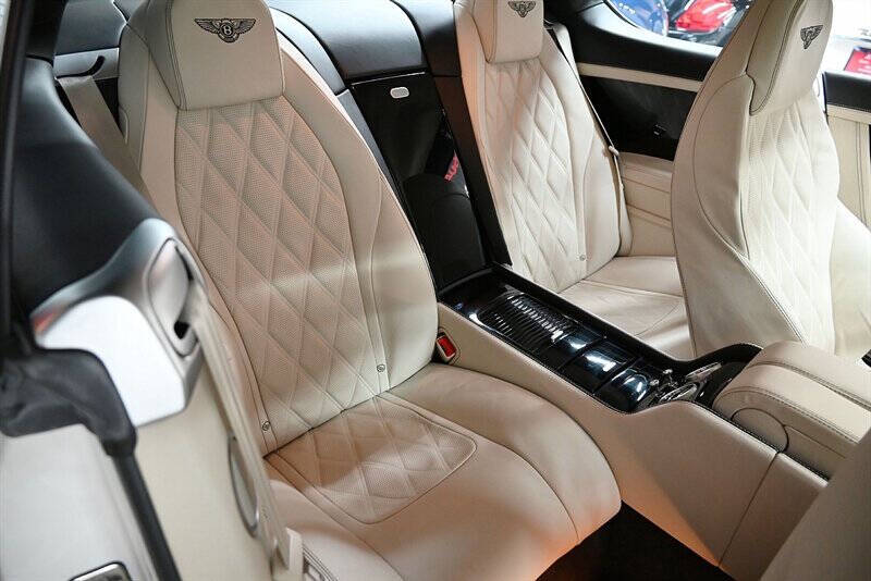 2013 Bentley Continental 19