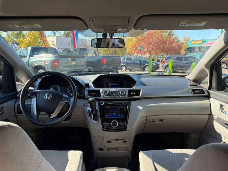 2016 Honda Odyssey SE