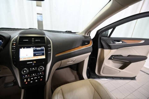 2019 Lincoln MKC Select