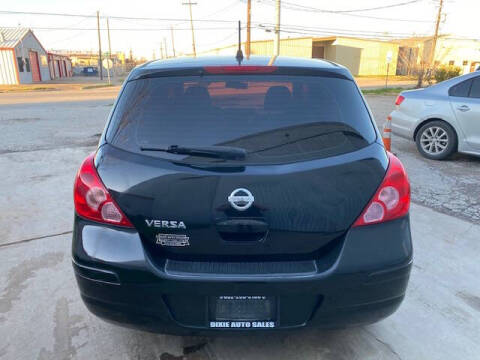 2009 Nissan Versa 1.8 S