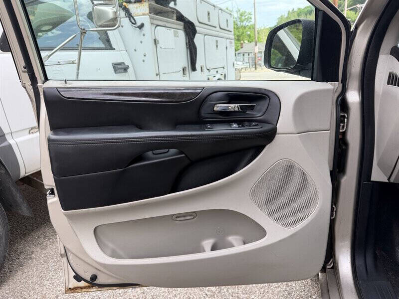 2013 Dodge Grand Caravan SE