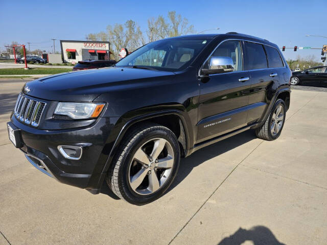 2014 Jeep Grand Cherokee for sale at Bigfoot Auto in Hiawatha, IA