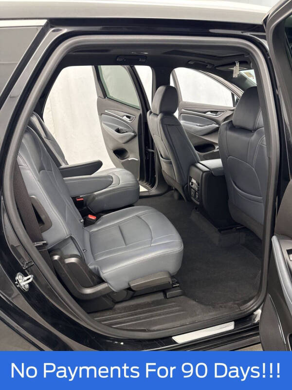 2022 Buick Enclave Essence