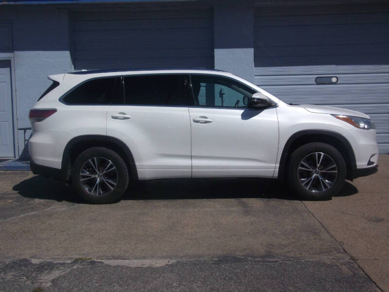 2016 Toyota Highlander XLE