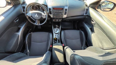 2011 Mitsubishi Outlander SE